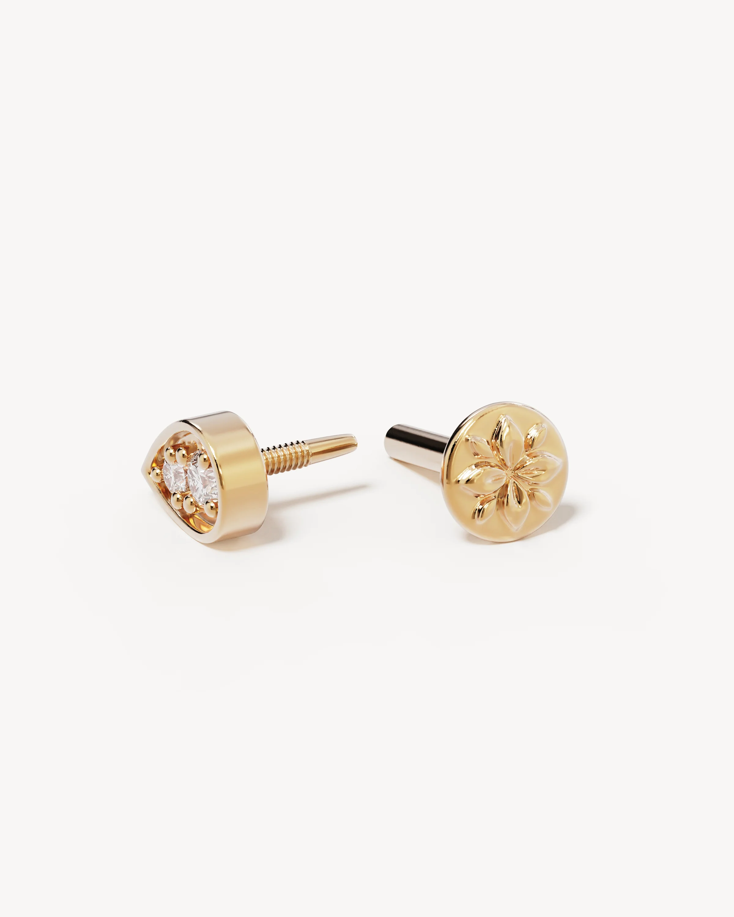 14k Solid Gold Illuminate Lab-Grown Diamond Cartilage Earring - Image 3