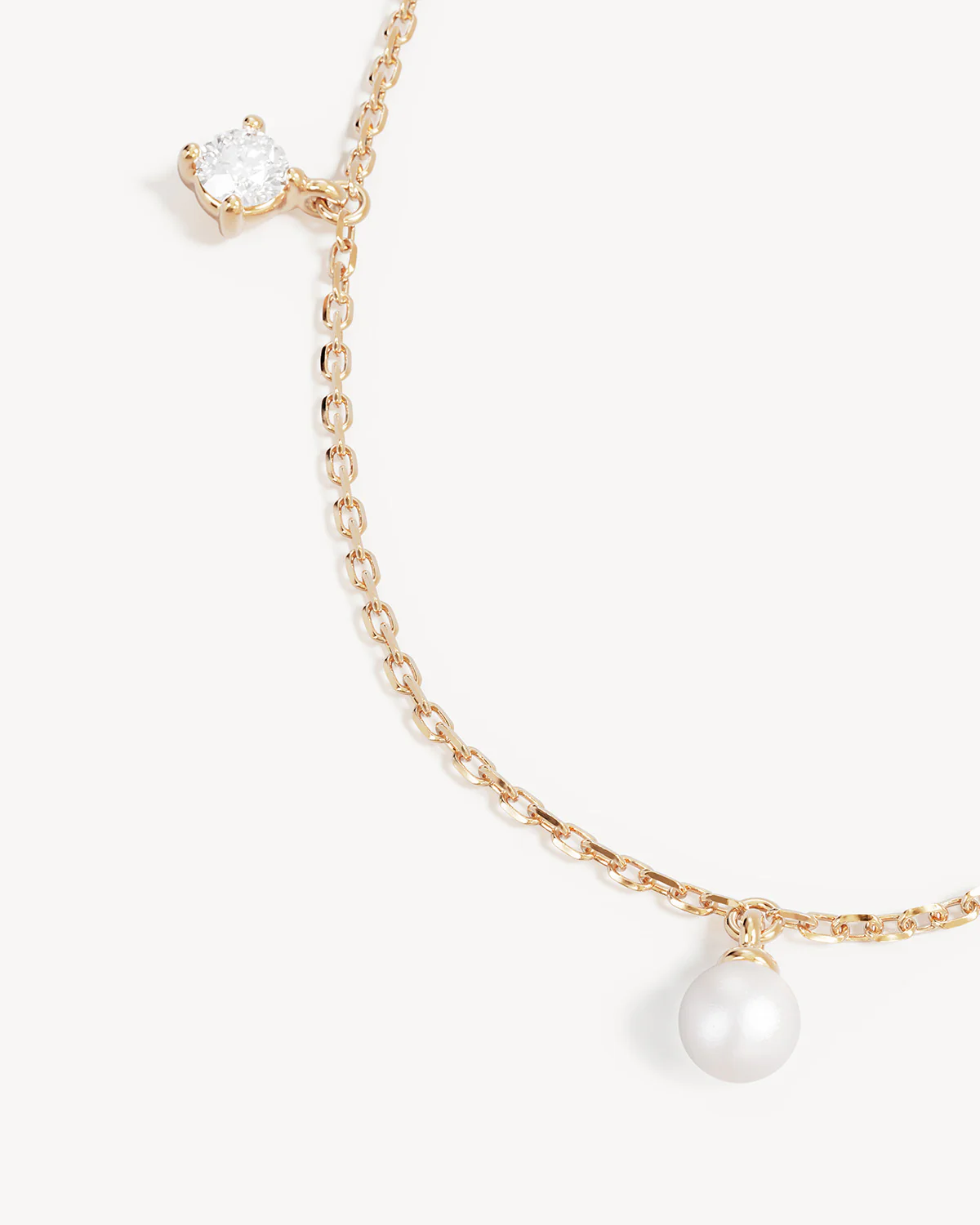 14k Solid Gold Moonlit Journey Lab-Grown Diamond Pearl Choker - Image 3