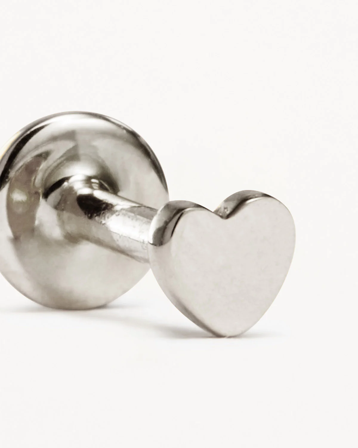 14k Solid White Gold Sweetheart Cartilage Flatback Earring - Image 3