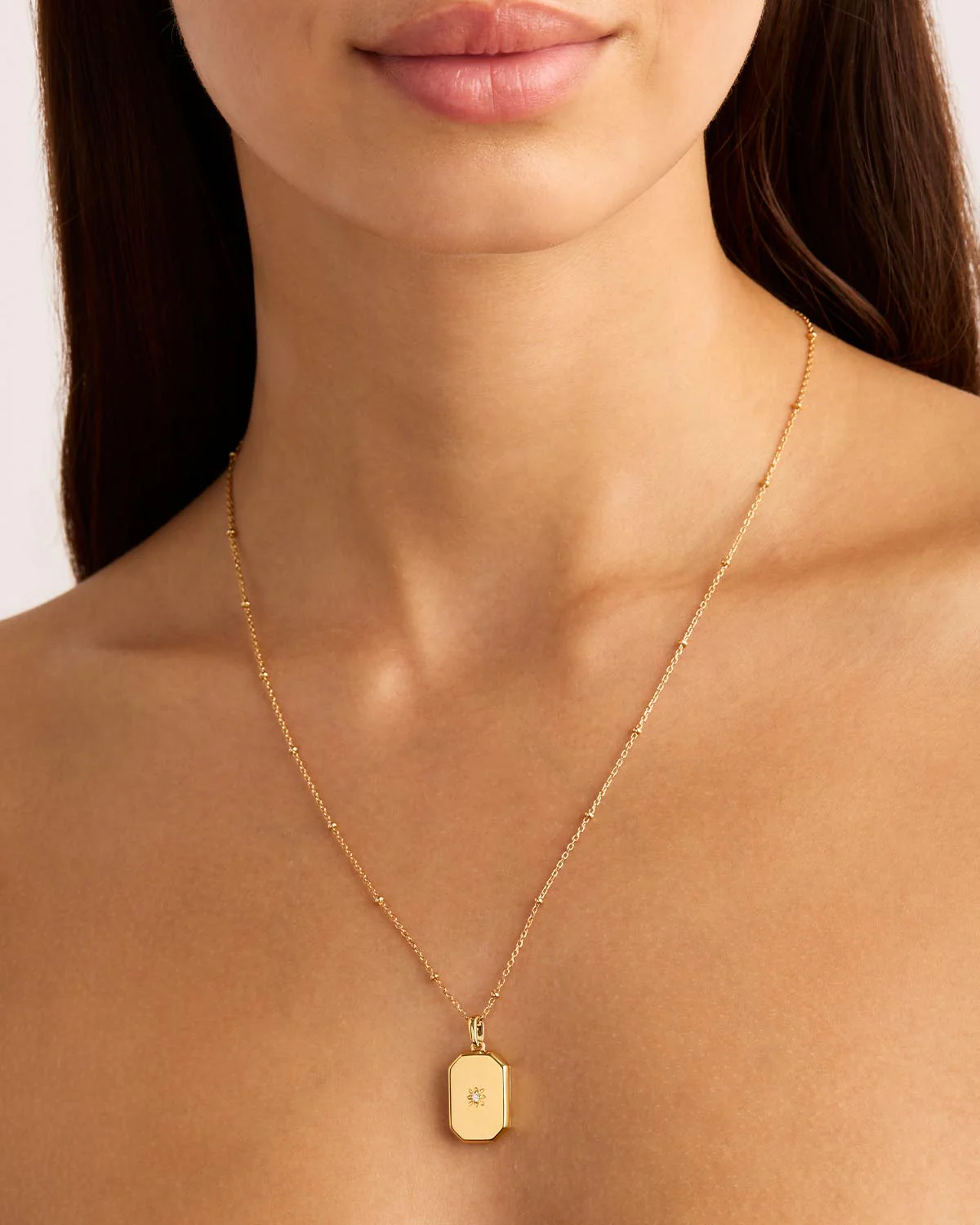 18k Gold Vermeil 18" Rectangular Lotus Locket Necklace - Image 2