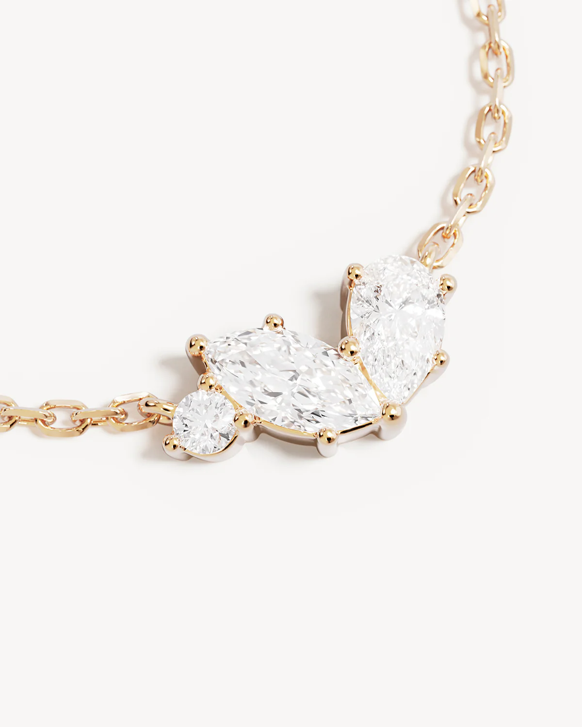 18k Gold Vermeil Crystal Wings Neckace - Image 3