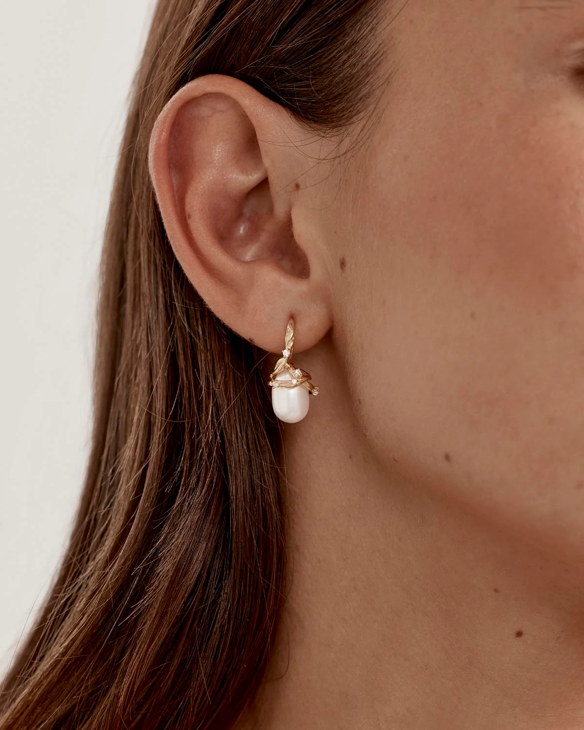 18k Gold Vermeil Dive Into Serenity Pearl Earrings - Image 4