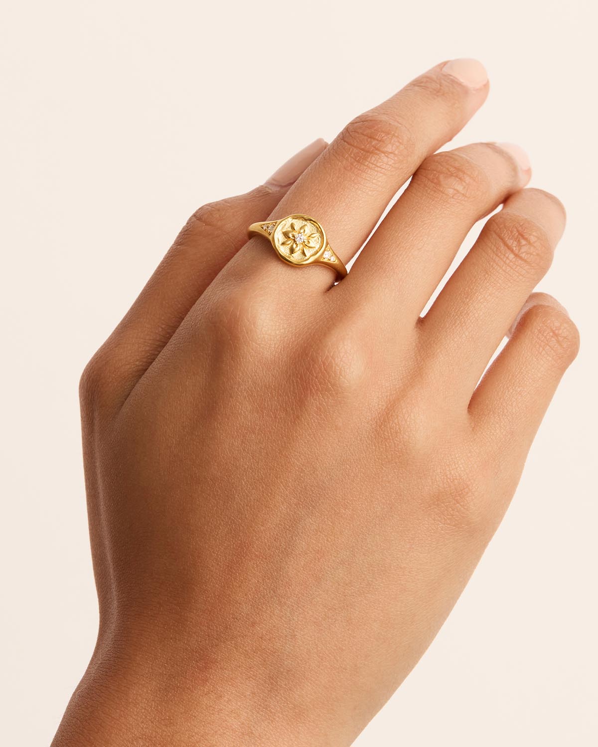 18k Gold Vermeil Live in Love Ring - Image 2