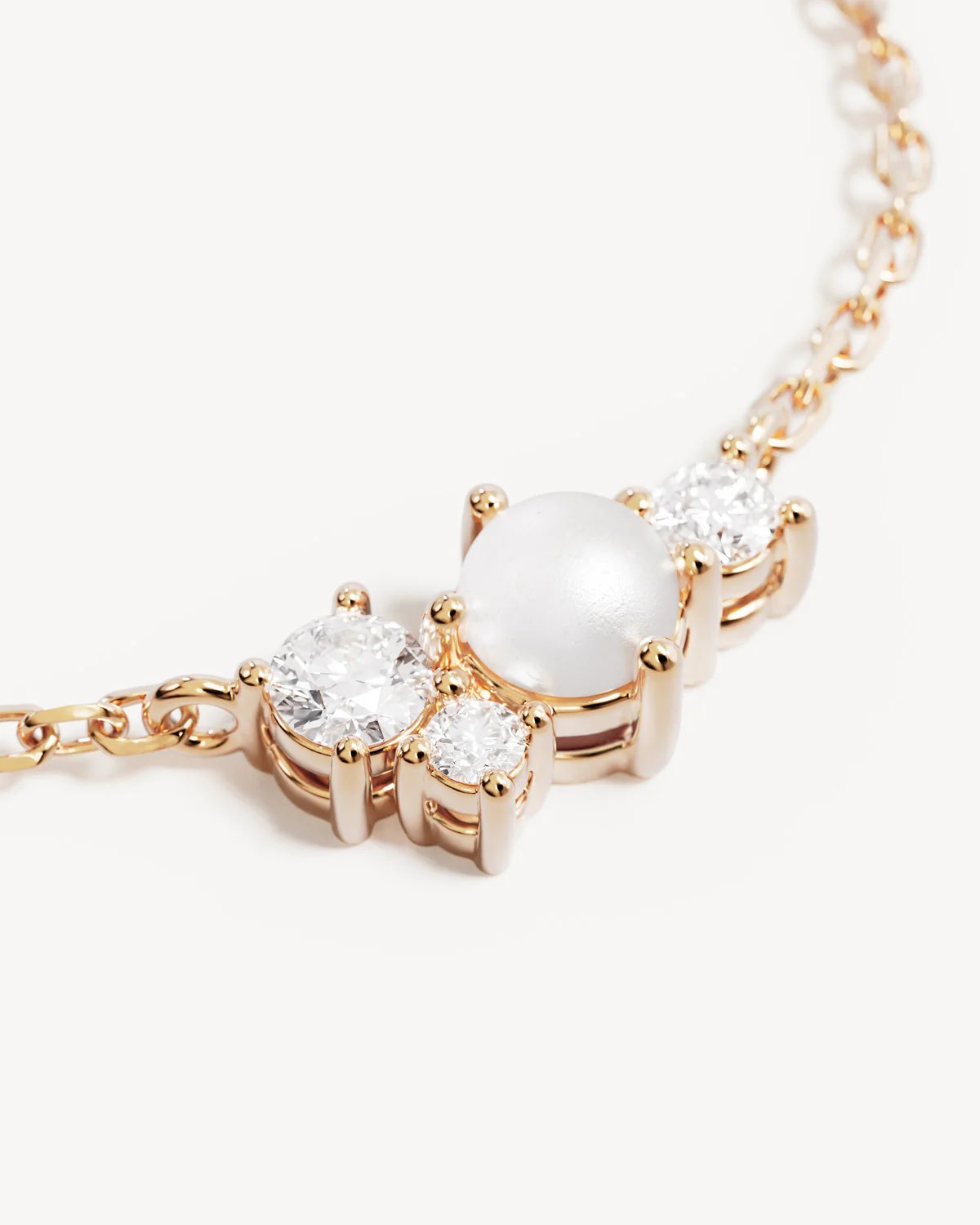 18k Gold Vermeil Love in Stillness Pearl Necklace - Image 3