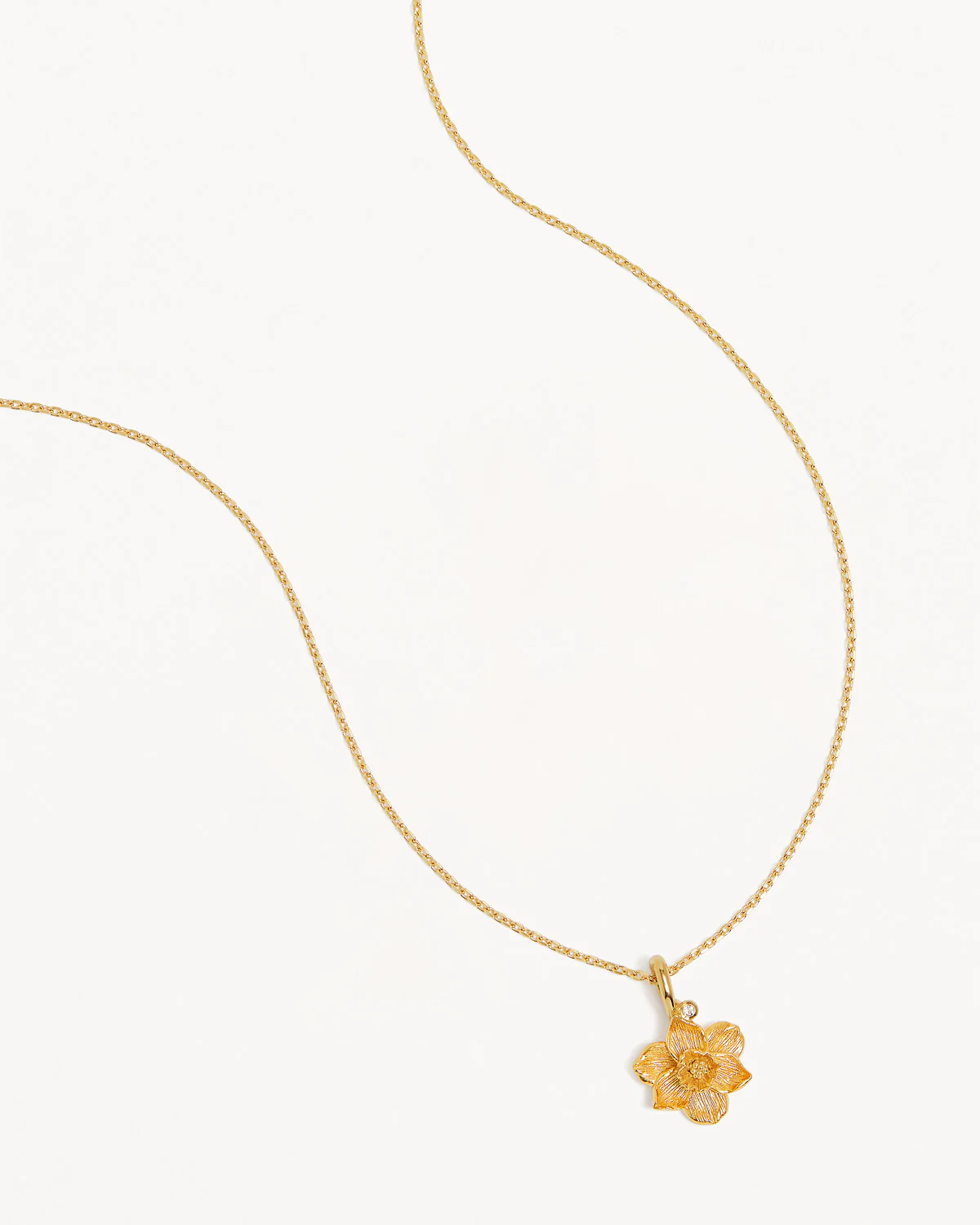 18k Gold Vermeil Narcissus December Birth Flower Necklace - Image 5