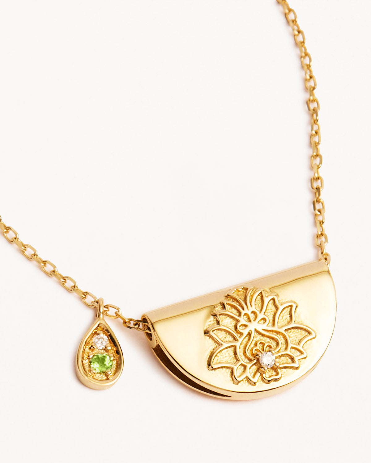 14k Solid Gold Lotus Birthstone Diamond Necklace - August - Peridot - Image 3