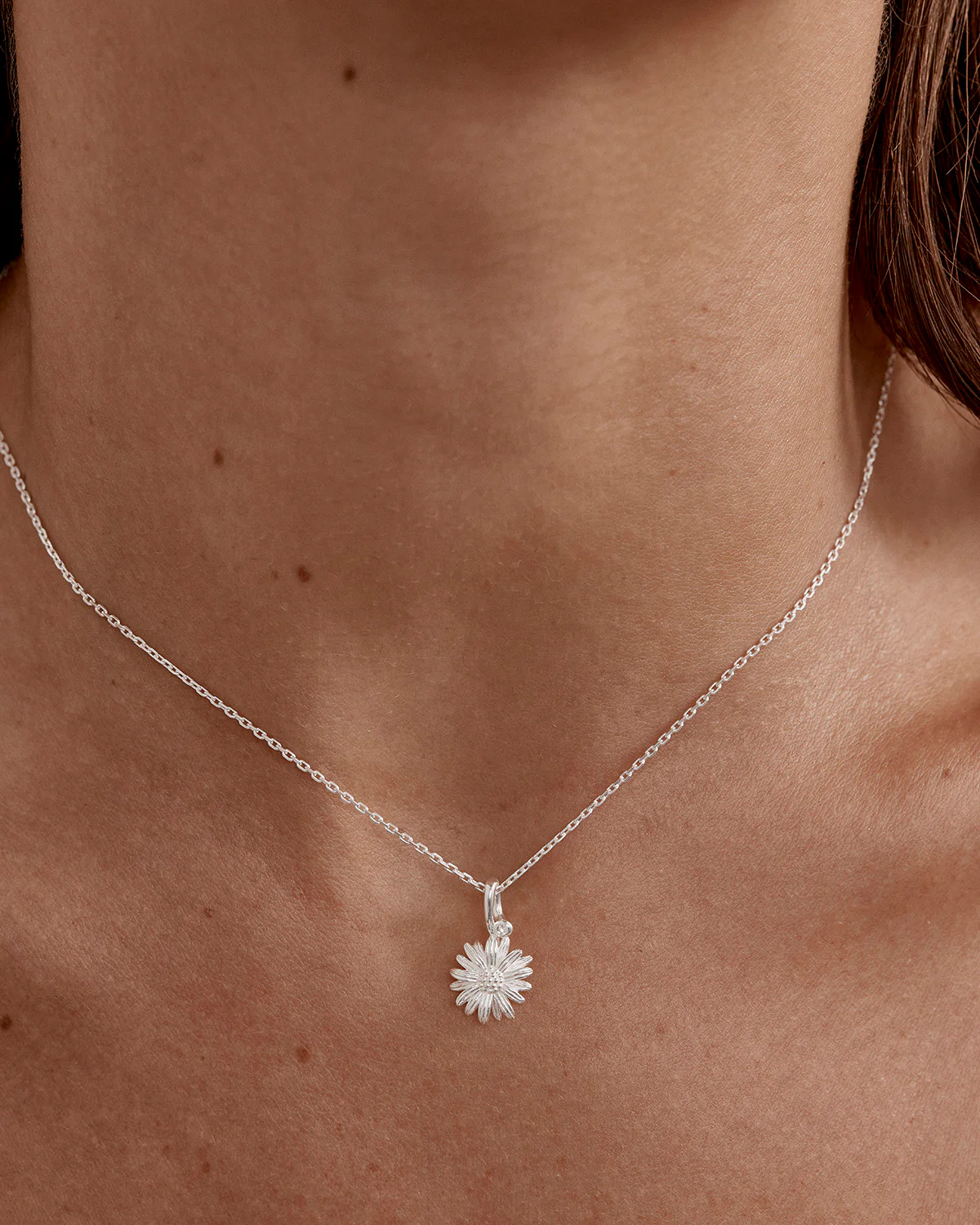 Sterling Silver Daisy April Birth Flower Necklace - Image 2