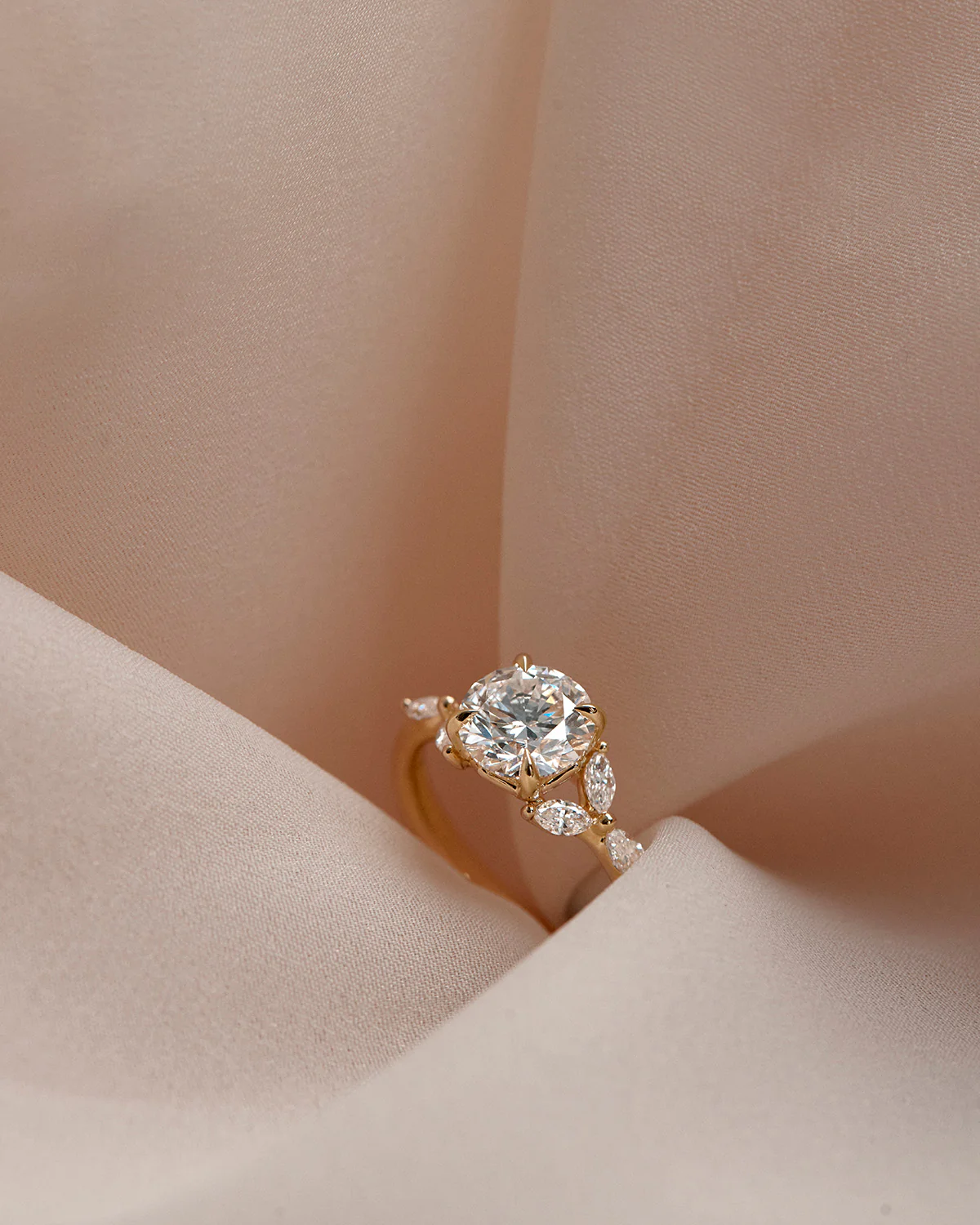 18k Solid Gold Lotus Bloom Engagement Ring - Round 2ct - Image 6