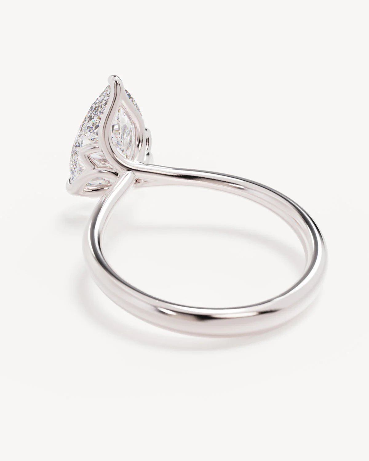 18k Solid White Gold Lotus Solitaire Engagement Ring - Pear 3ct - Image 5