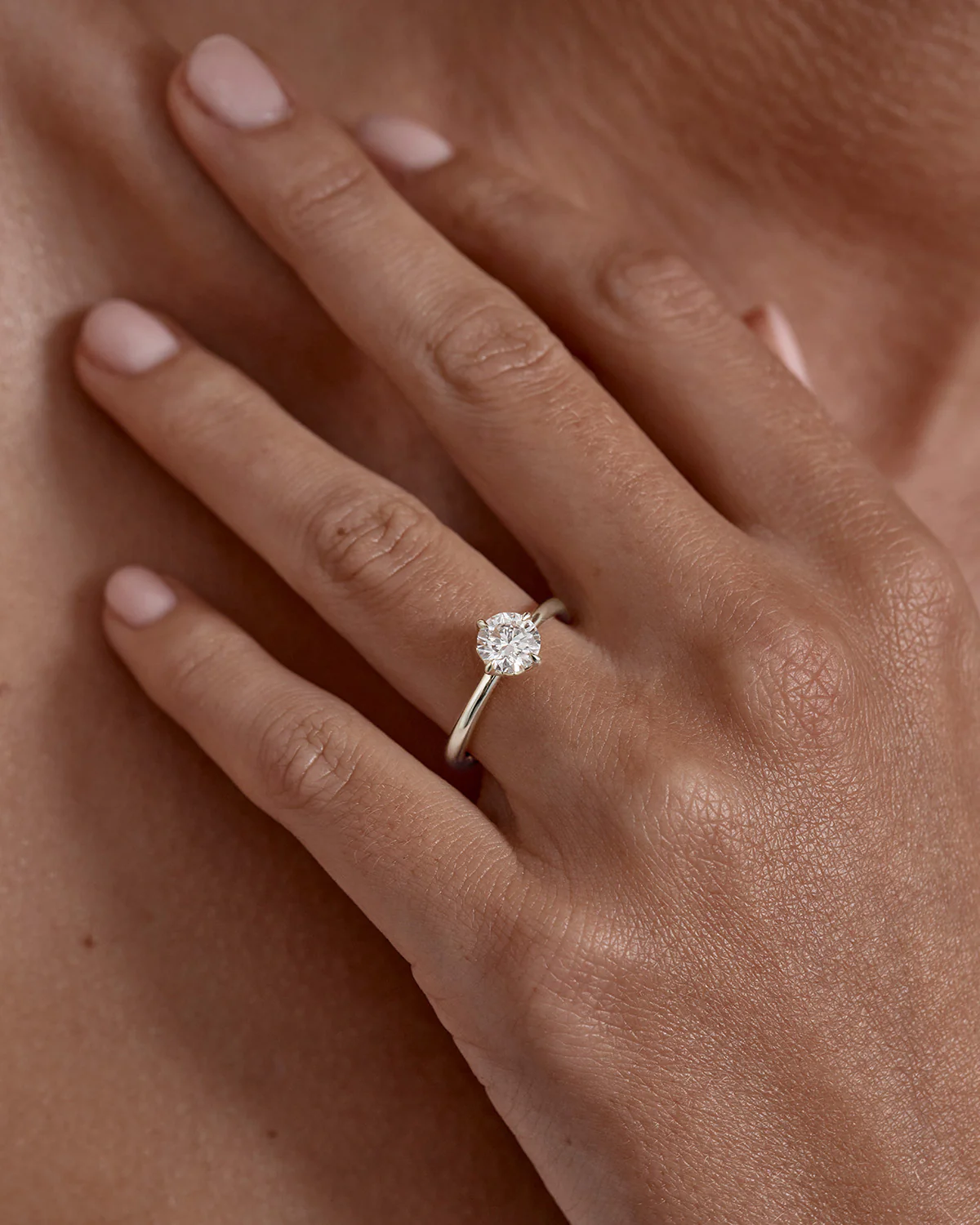 18k Solid White Gold Lotus Solitaire Engagement Ring - Round 3ct - Image 2