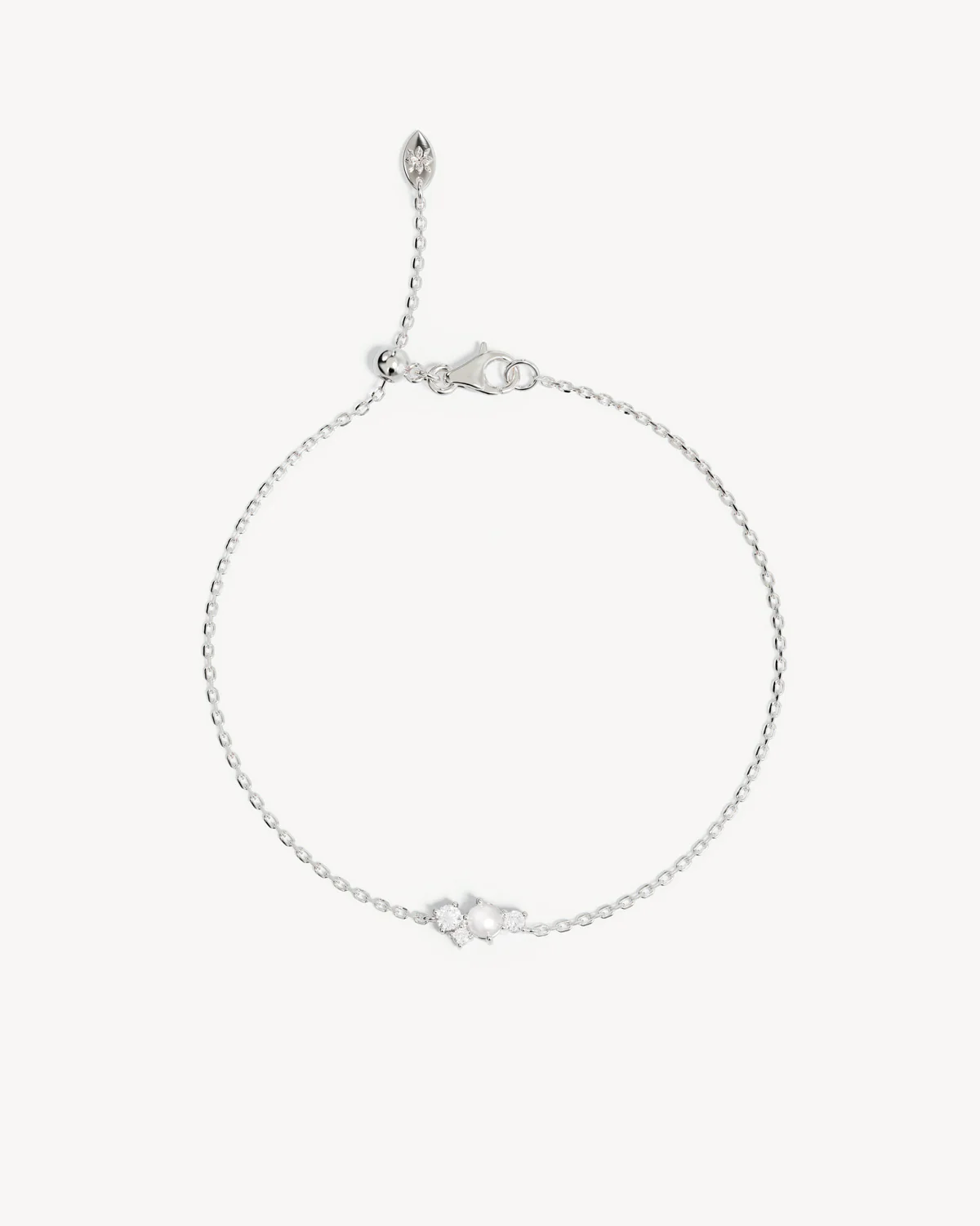 Sterling Silver Love in Stillness Pearl Bracelet