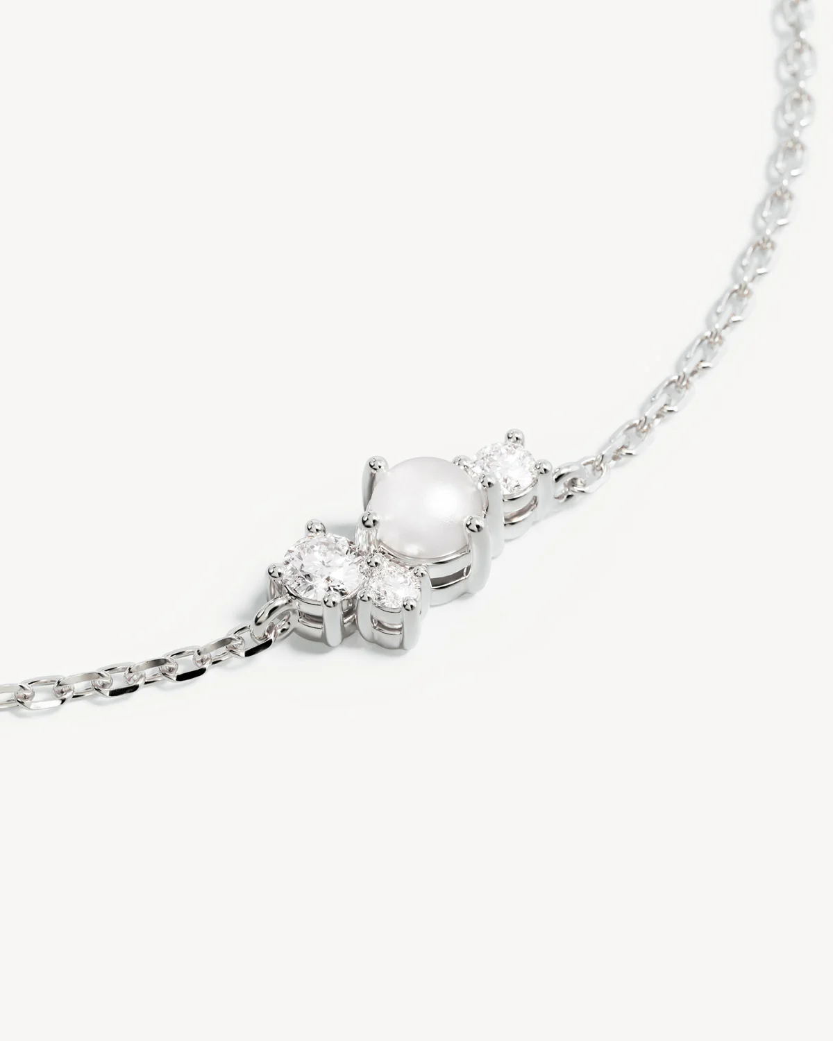 Sterling Silver Love in Stillness Pearl Bracelet - Image 3