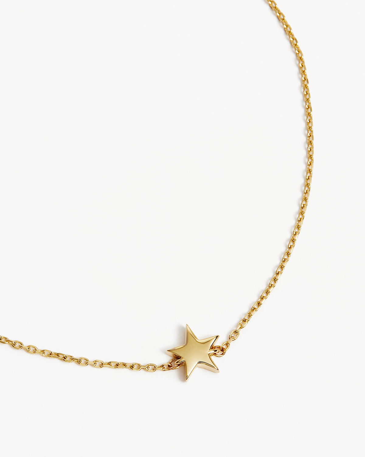 9k Solid Gold Wishing on a Star Bracelet - Image 3